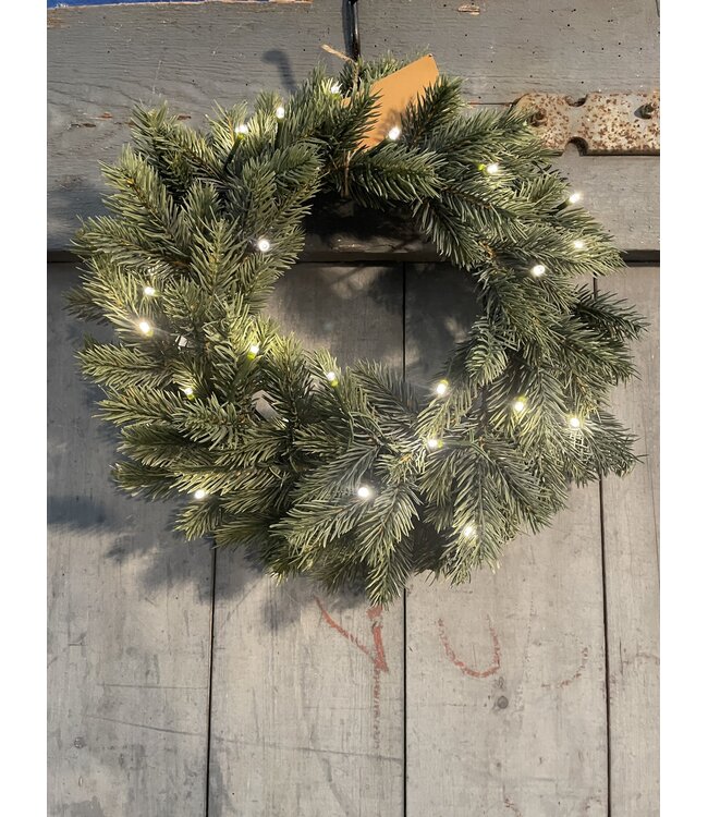 Kerstkrans geschikt voor buiten - imitatie - met licht - 40 cm - werkt op batterijen