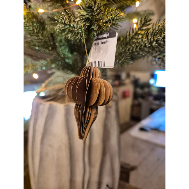 # Figuur papier pegel bruin