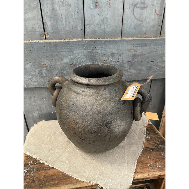 Pot - aardewerk - (black and sand) met oren en ringen - ca. 34 x 30 x 28 cm