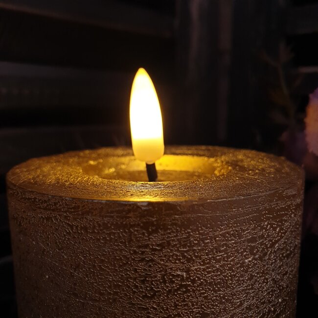 Countryfield # Stompkaars rustiek Ø7,5CM LED ro Lyon M goud-L7,5B7,5H12,5CM