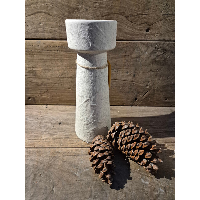 # Kandelaar ro Gudrun L creme - 11 x 11 x 29 cm