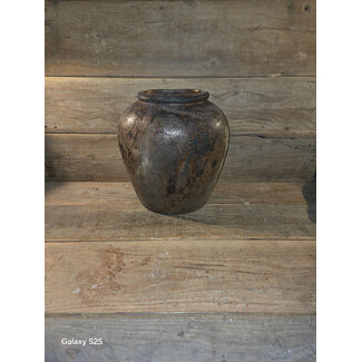 # Vaas - oval - aardewerk - Choco White - ca. 40 x 25 x 45cm