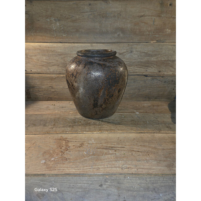 # Vaas - oval - aardewerk - Choco White - ca. 40 x 25 x 45cm