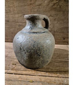 # Vaas - met oor - aardewerk - Black and Sand - ca. 14 x 14 x 16 cm