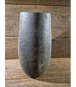 # Vaas - aardewerk - Black and Sand = ca. 24 x 24 x 42 cm