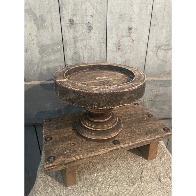 # Rond houten plateau op voet - donker - 24 x 16 cm