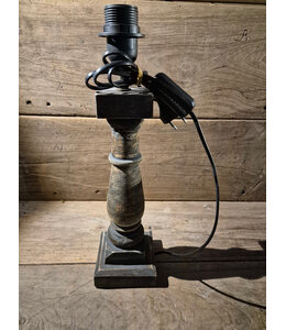 # Houten lampvoet (253) per stuk- 11 x 11 x 32 cm (41 cm incl. fitting) - excl. kap