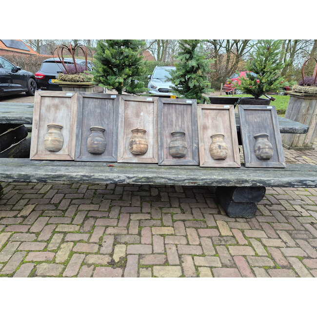 mix - Wandpaneel met vaas en houten lijst - 40 x 64 cm hoog - excl bloemen