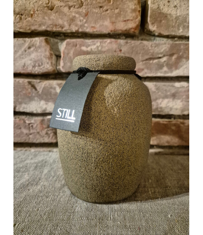 Still # 25113 - Small Bottle High Latte - 	D x H: ca. 27 x 3 cm