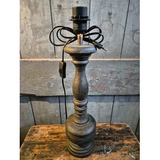 # Houten lampvoet (259) per stuk- 13 x 13 x 41 cm (50 cm incl. fitting) - excl. kap