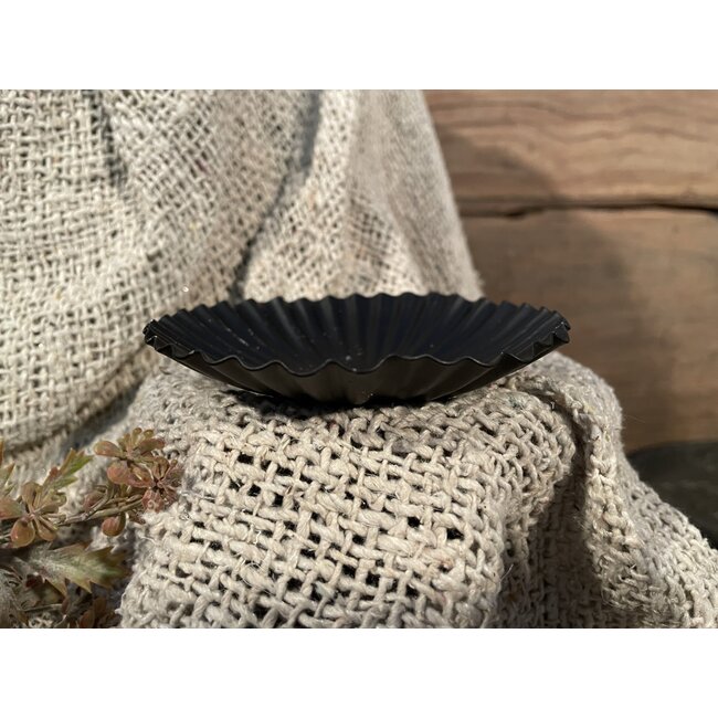 ## Zwart amberschaaltje 8 cm