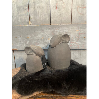 ## wordt niet verzonden  - Antraciet haasje "Ancient Soil" 12 X 16 CM cm - de grootste