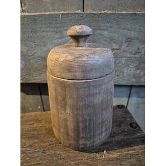 Vergrijsde houten pot met deksel - ca. 13 x 13 x 20 cm - foto kan iets afwijken