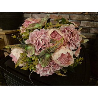 Boeket hortensia - pioenroos - roze - ca. 50 x 40 cm