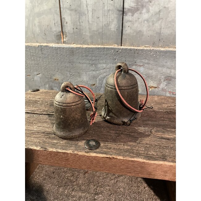 ## wordt niet verzonden - Set of 2 Jinglebells Majestic Brown D.7-5 H.9-7