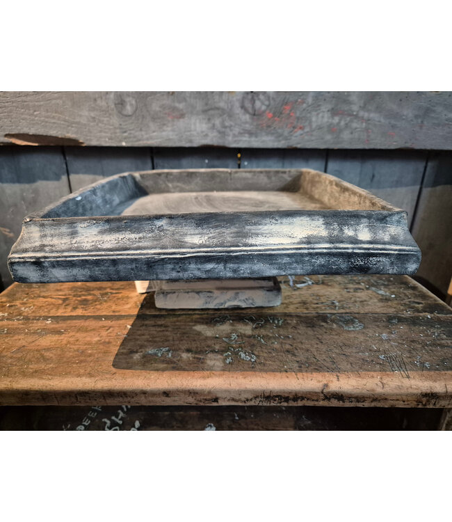 # Stenen plateau op voet - ca. 30 x 13 - wordt niet verzonden