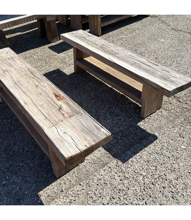 # Bankje oud hout - wordt niet verzonden