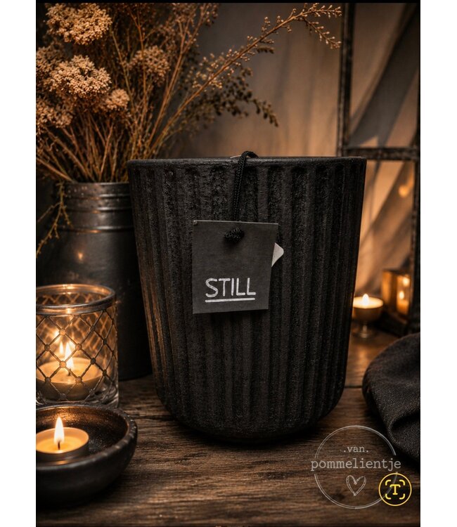 Still ### wordt niet verzonden - 31126 - Zwarte bloempot met structuur 22 cm - Black Series