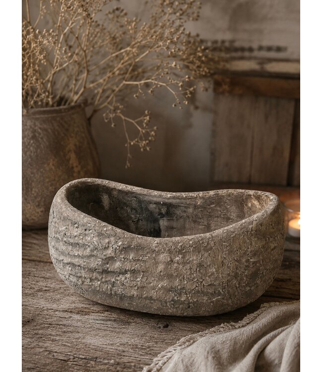 # Vensterbankpot Lars - aardewerk - ca. 30 x 15 x 15 cm