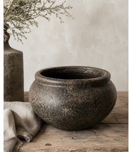 # Bloempot aardewerk - ca.  33 x 22 x 20 - brown