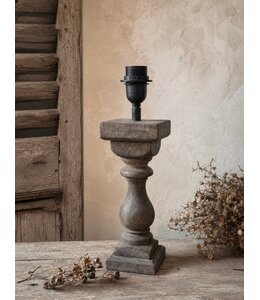 # Houten lampvoet (302) per stuk- 10 x 10 x 31 cm (40 cm incl. fitting) - excl. kap