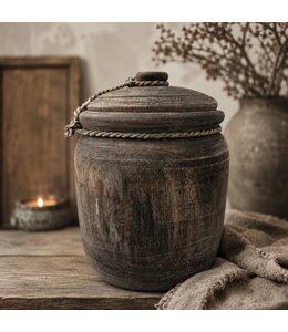 @ Houten pot met deksel ca. 27 x 30 cm