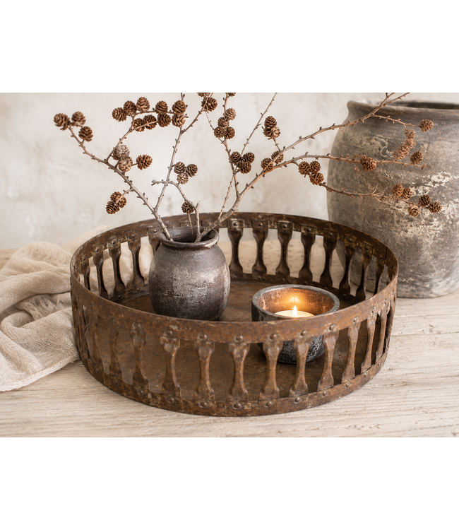 Metalen dienblad roest