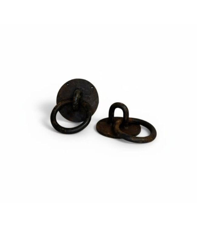 Zware metalen wandring - meerpaalring - 12 x 12 x 16 cm - per stuk