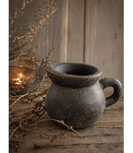 Kan/vaas - aardewerk - black and sand - ca. 20 x 14 x 14 cm
