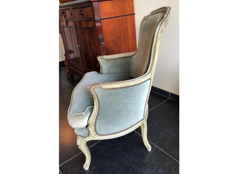 Very comfortable armchair