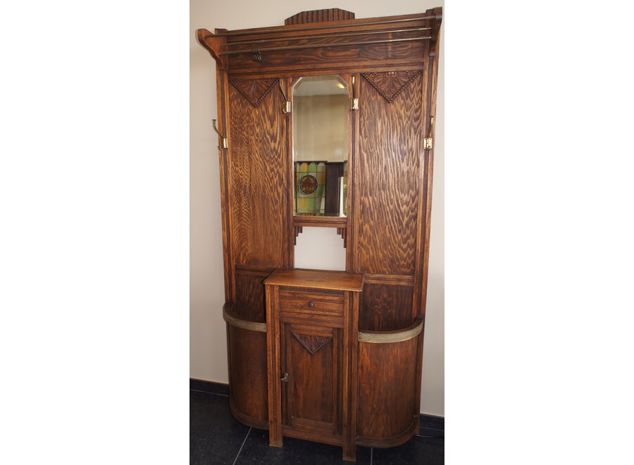Art nouveau vestière