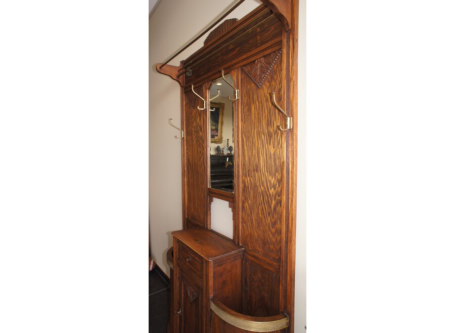 Vestière in a thin layer of wood, specific to the period