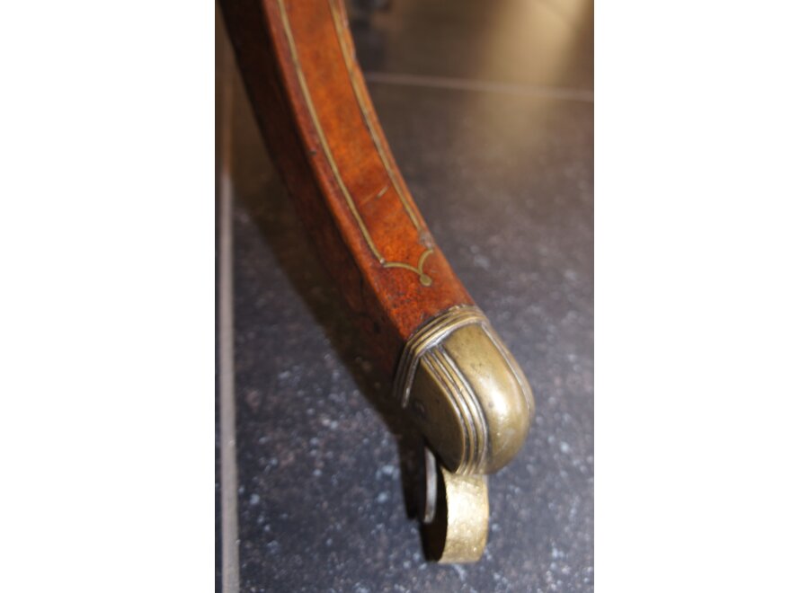 Rechthoekige tafel met mooi afgeronde hoeken - UK - Ca 1830