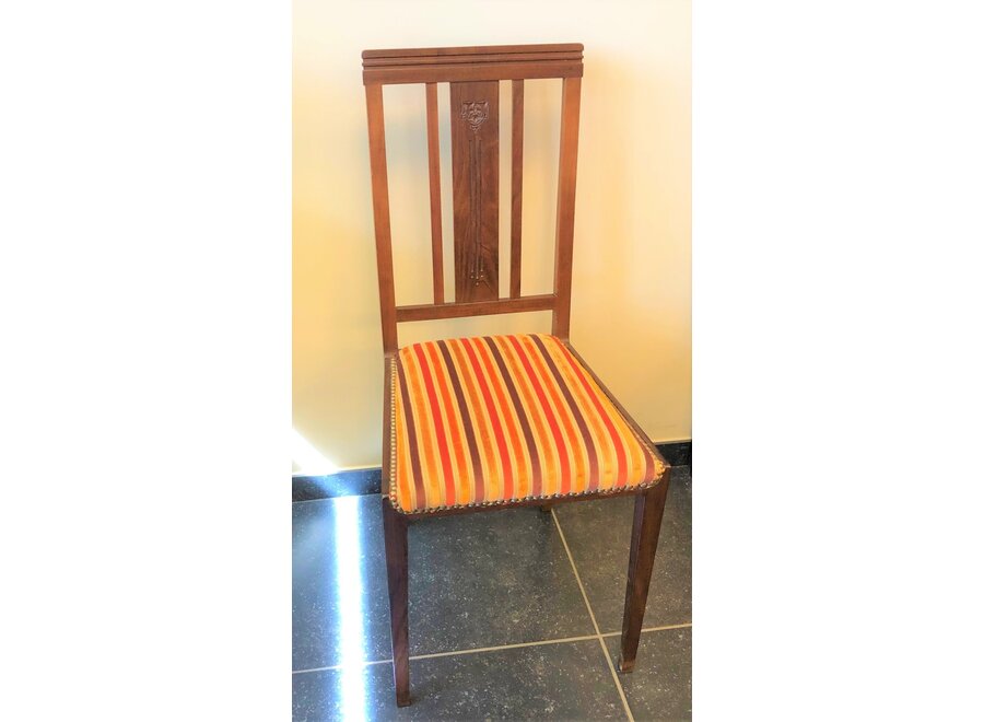 Jugendstil - tafel en 4 stoelen
