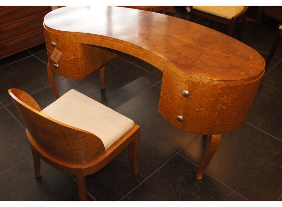 Art deco niervormig damesbureau met bijpassende stoel
