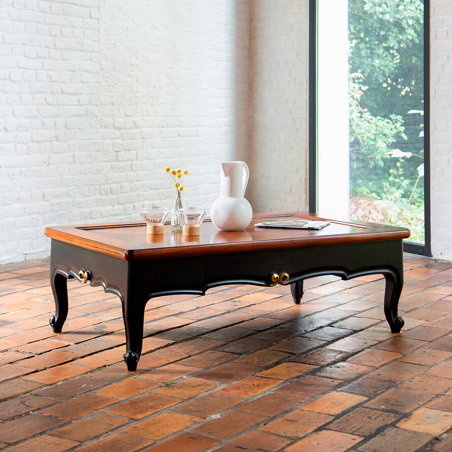 Antieke tafels & bureaus