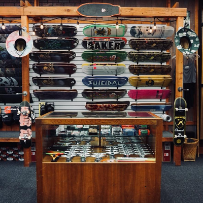 Skateboards und Zubehör 