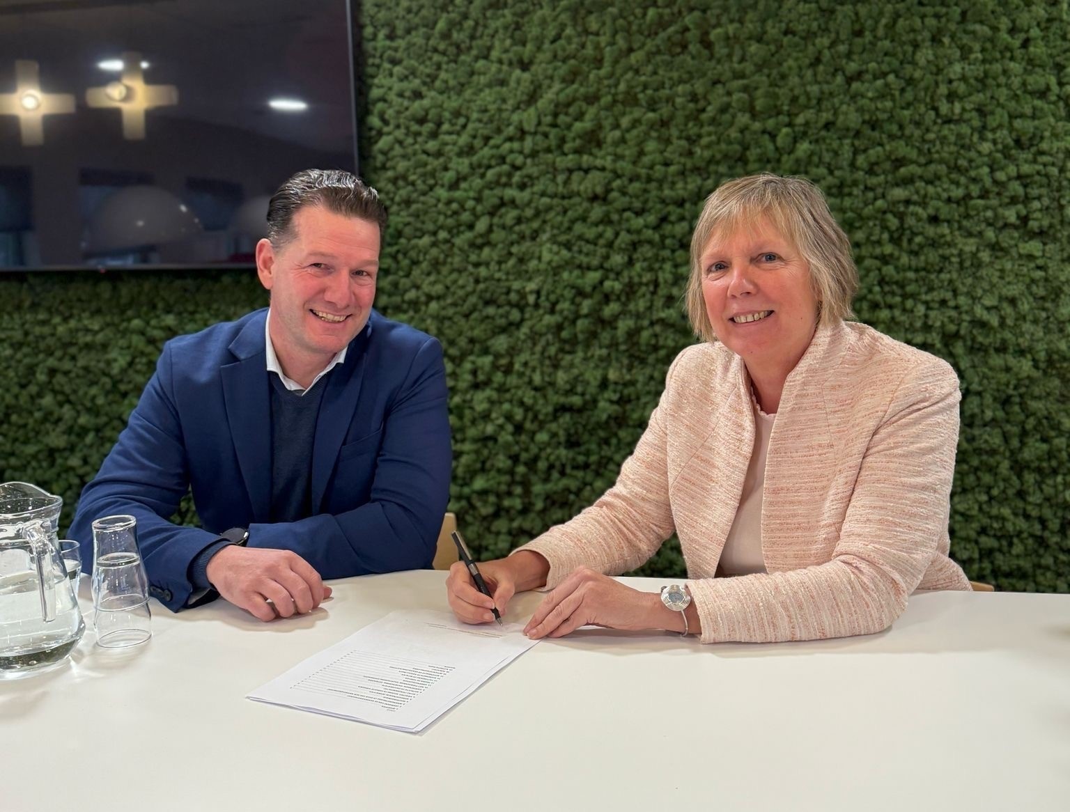 Nieuwe samenwerking: QRS Healthcare en GGD Twente