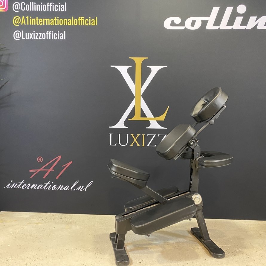 Collapsible massage chair