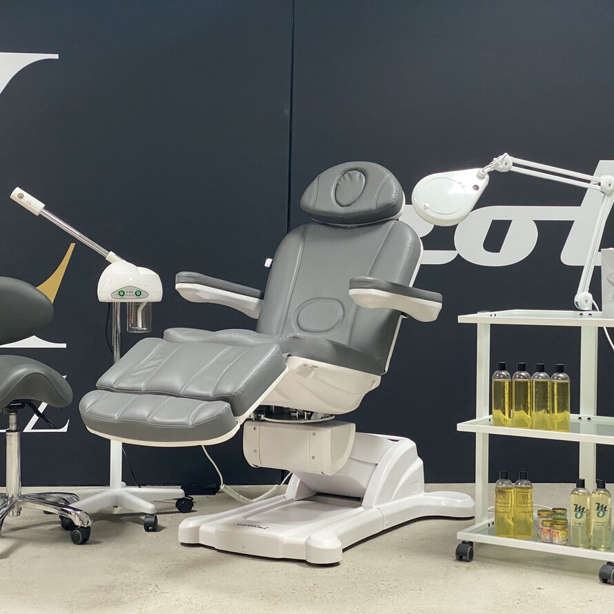 Complete salon furnishings