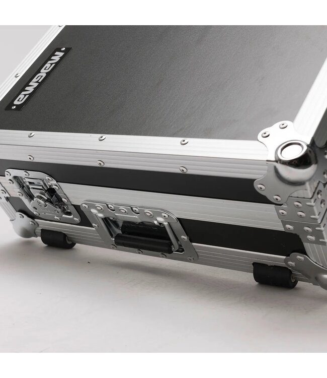 Magma workstation Multiformat flightcase DJset