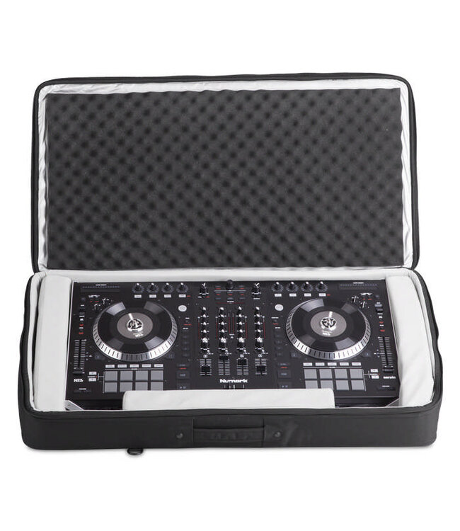 UDG Urbanite midi controller sleeve XL black