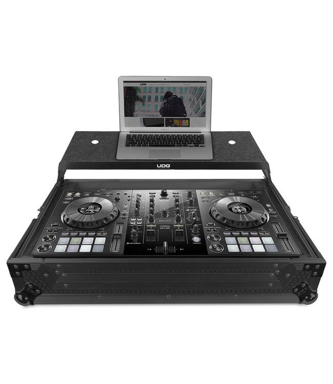 UDG UDG Ultimate Flight Case Pioneer DDJ-800 Black Plus Laptop Shelf