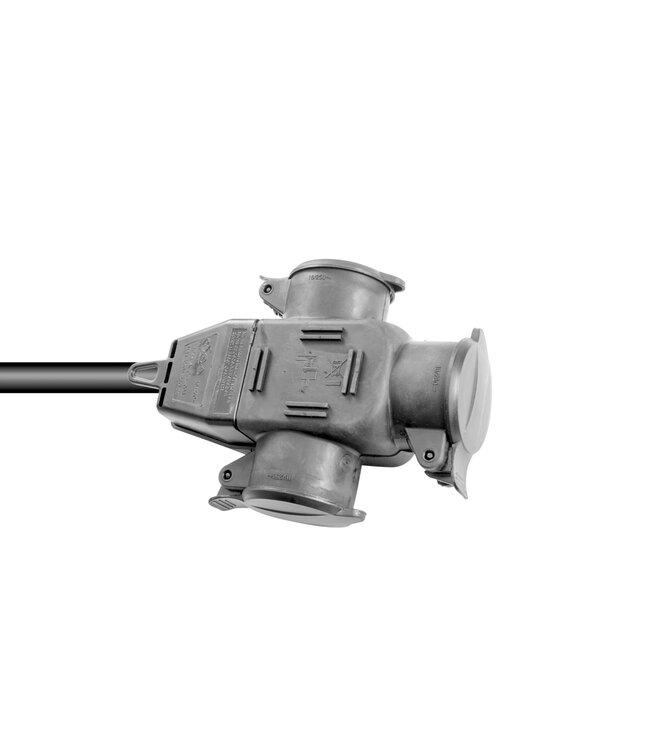 EUROLITE 240v verlengkabel 3 voudig 5 meter