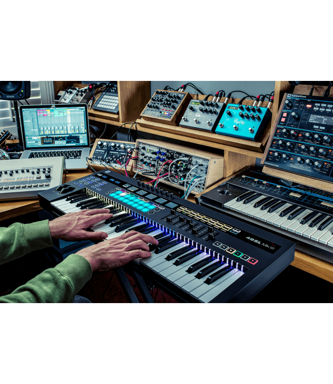 Novation 49SL MK3 USB/MIDI keyboard