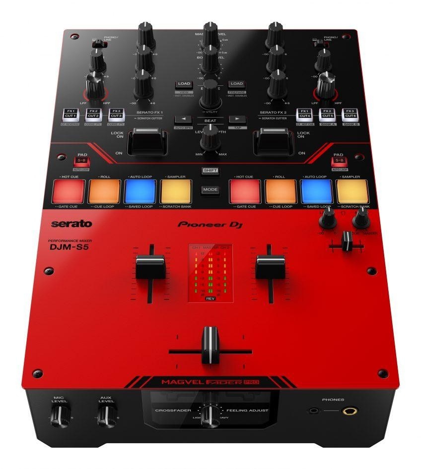 Pioneer DJM-S5 battle mixer