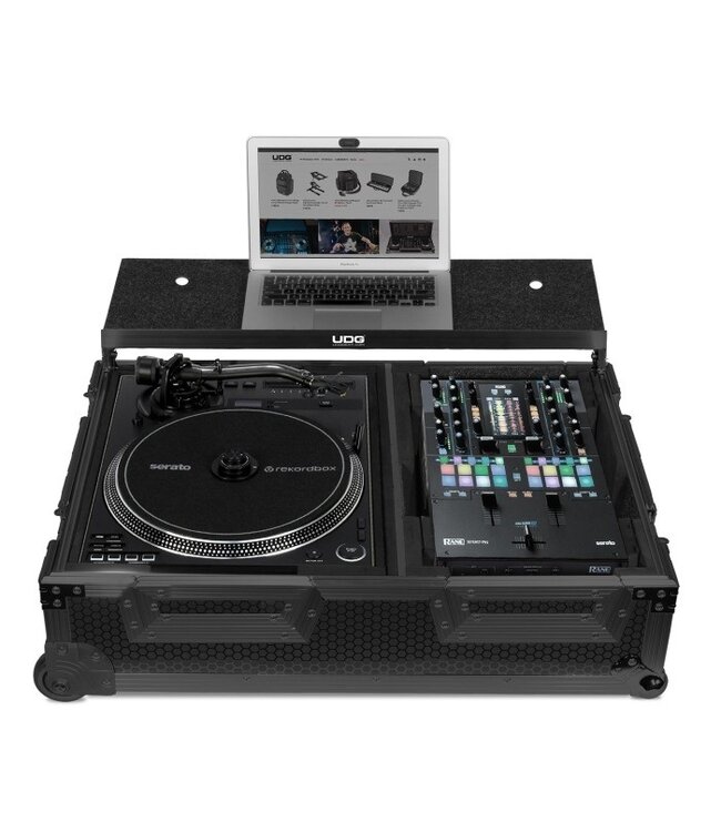 UDG Ultimate Flight Case Scratch flightcase
