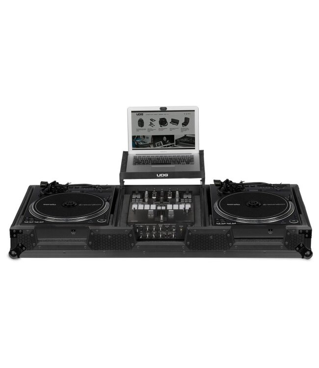 UDG Ultimate Flight Case Set draaitafel met mixer
