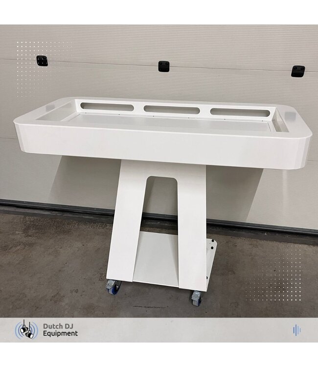 DDEQ High value exclusive Trendy Aluminium DJ Booth