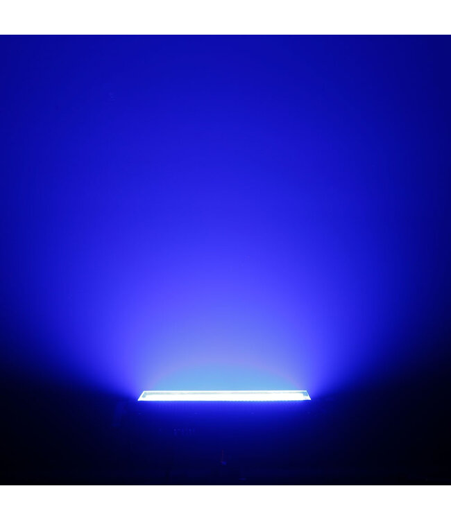 Cameo thunder wash 100 RGB stroboscoop blinder